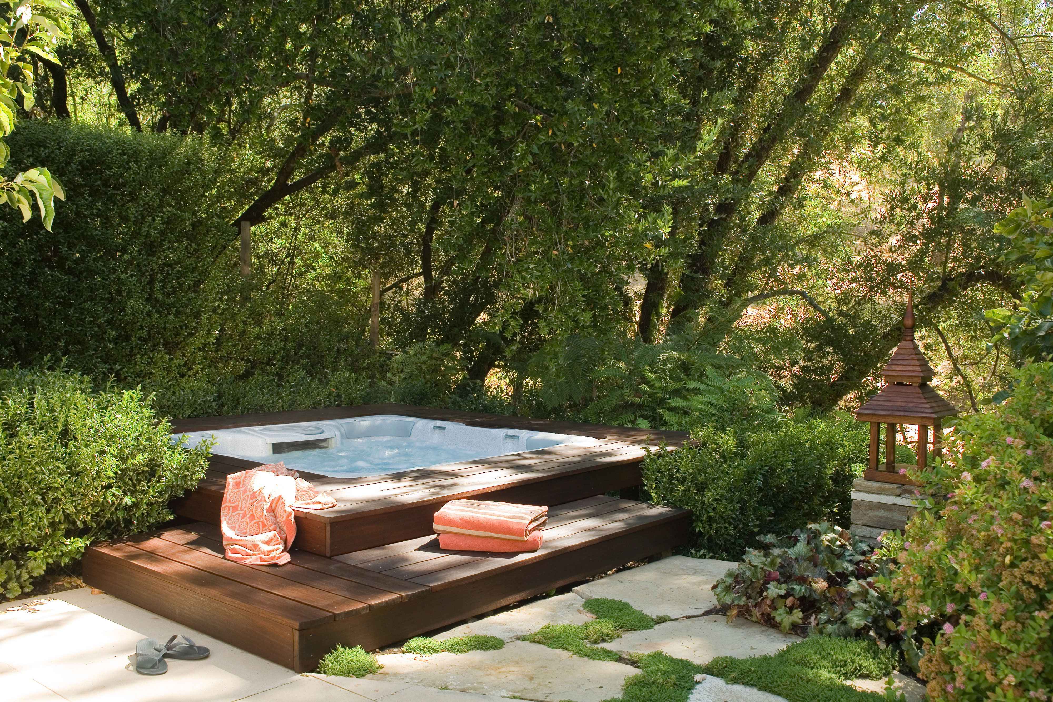 Colorado 4-Person Hot Tub Spa | 5'x7' | Hydrotherapy Jets | Value, Great & Extreme Series | 110V or 220V
