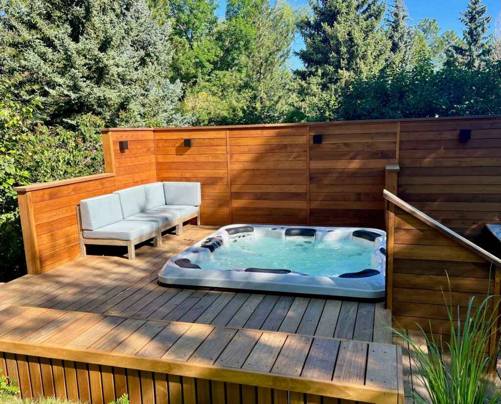 Alpine 7-Person Hot Tub | Spacious Therapy Spa | LED Lighting | Great & Extreme Series | 220V