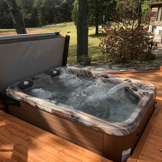 Pioneer 5-Person Hot Tub | 71"x79" | Dual Captain's Chairs | 24–40 Jets | Value, Great & Extreme Series | 110V or 220V