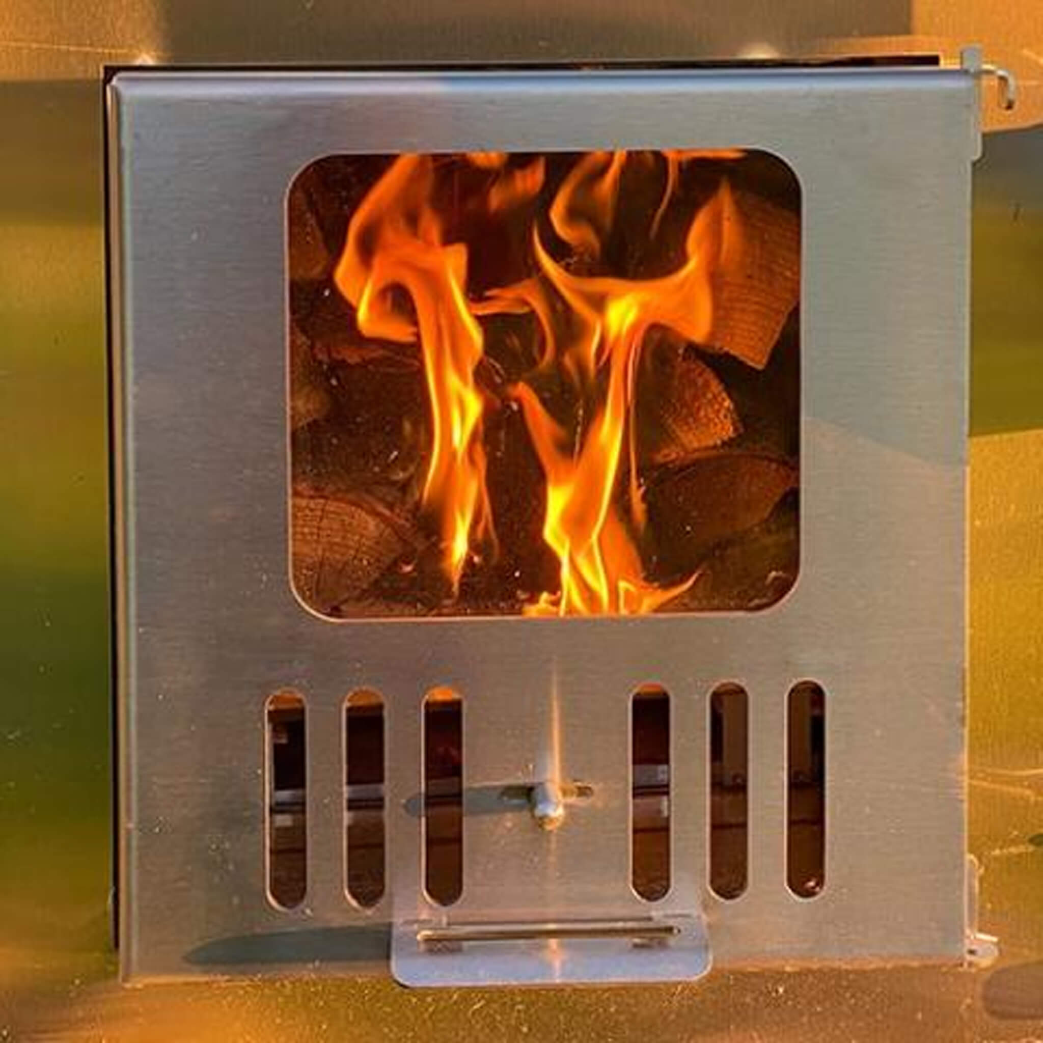 SaunaLife Model S4N Premium 6-Person Wood-Burning Hot Tub